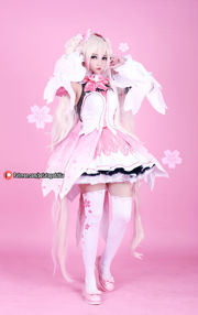 [Net Celebrity Photo COSER Photo] Coser Miss Potato Godzilla - Sakura Miku