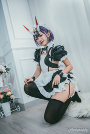 [Bien-être COS] Roroki Skull Hime - Femme de ménage buvant