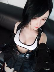 [Net Red Model Coser] Yi Xiao Yang Ze "Vestido oficial Tifa"