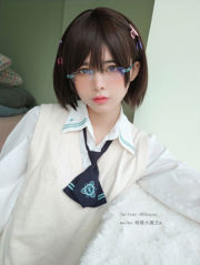 [Cosplay] Cute girl eye sauce big devil w - niña de escuela primaria