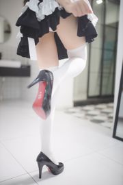 Coser 모델 Xueqi SAMA "White Silk Maid Underwater Version"