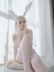 [Welfare COS] Senhorita Coser Baiyin - Coelho de Seda Branco