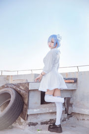 [COS Welfare] Hina Jiao - Abito bianco Rem